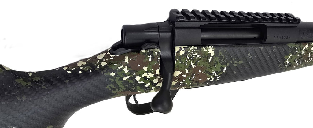 HOWA Gewehr mit Zielfernrohr, Schalldämpfer.