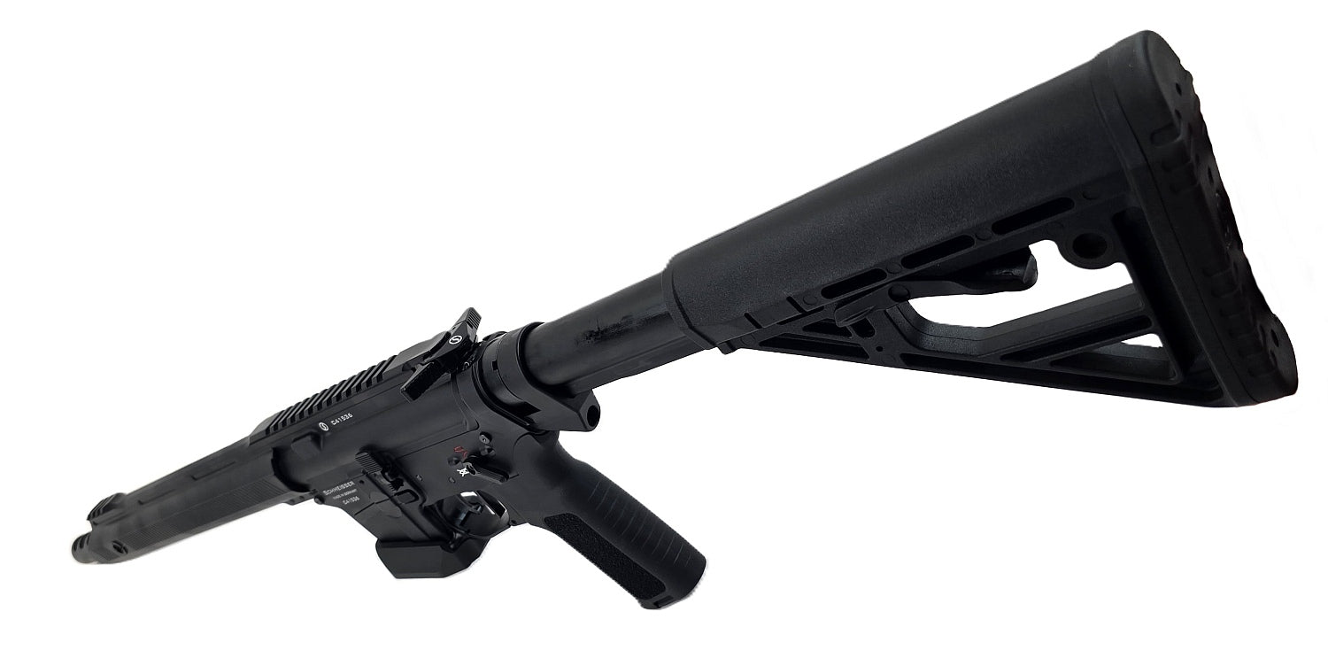 Schmeisser Gewehr, schwarz, seitliche Ansicht.