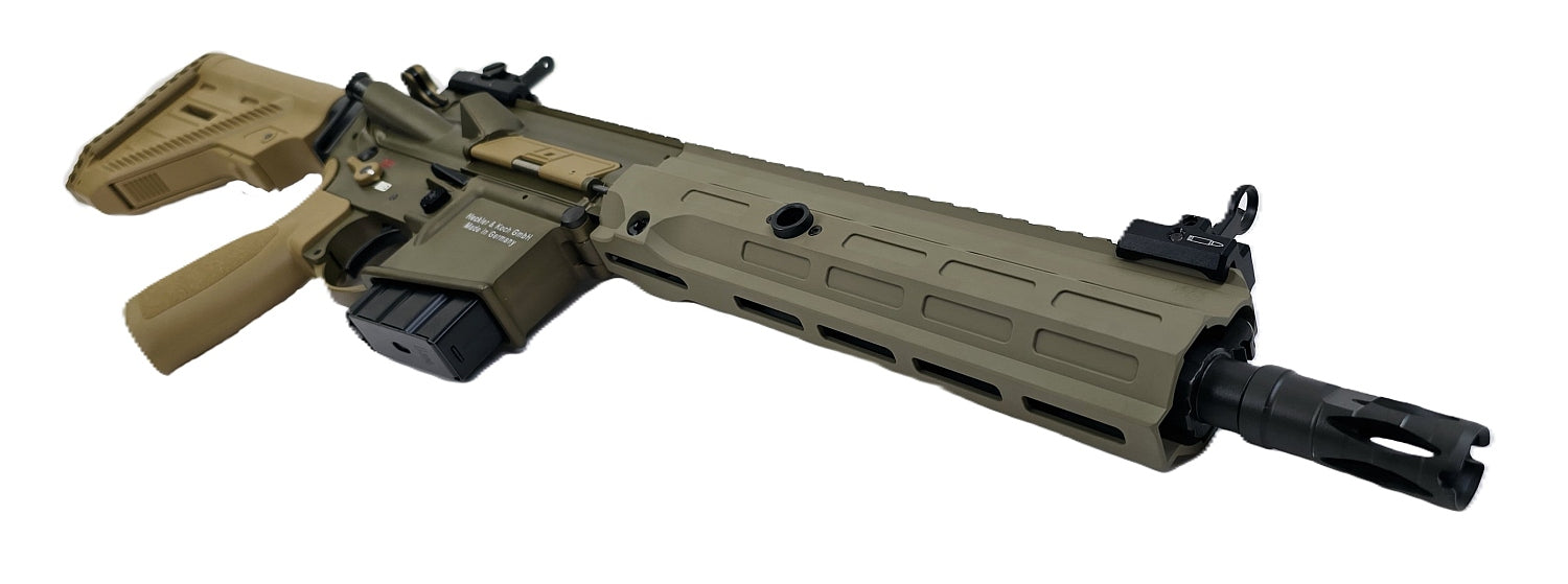 Heckler & Koch Gewehr, olivgrün.