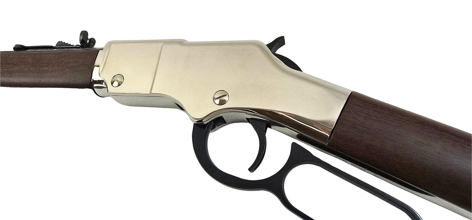 Glänzendes Henry Unterhebelgewehr in Nahaufnahme