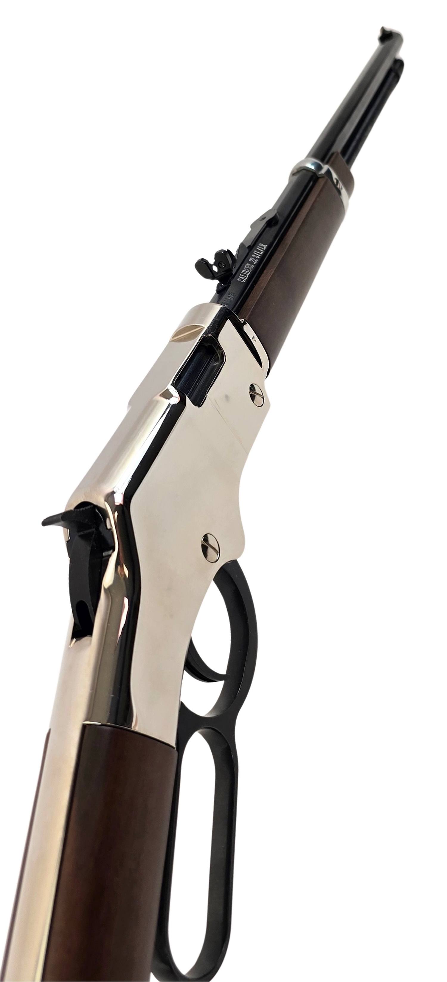 Glänzendes Henry Unterhebelgewehr in Nahaufnahme