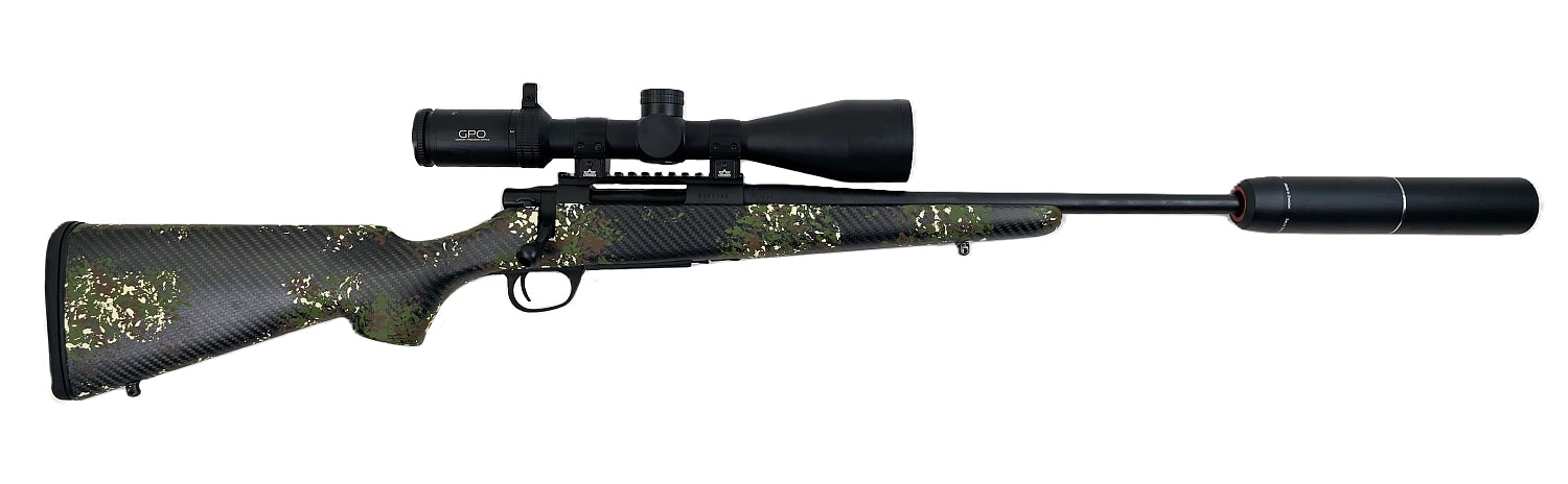 HOWA Gewehr mit Zielfernrohr, Schalldämpfer.