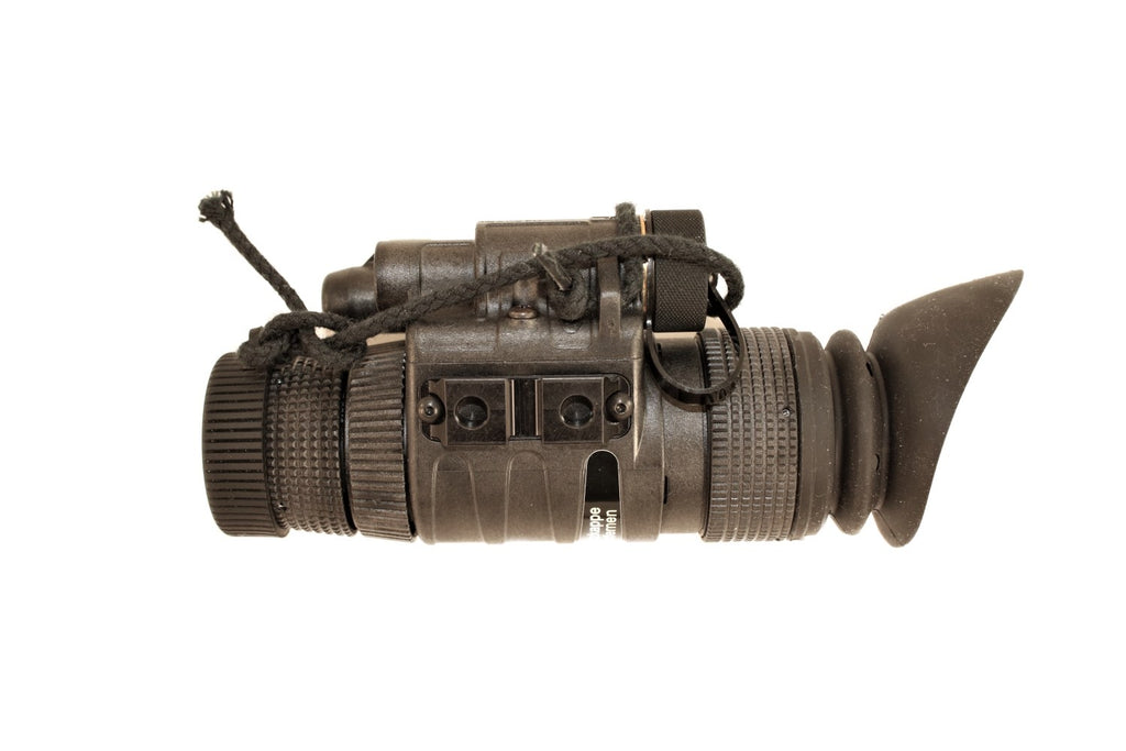 NIGHT-TRONIC Nachtsichtgerät seitlich.