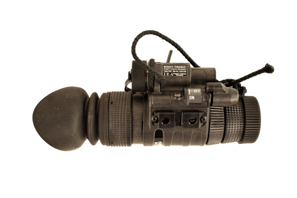 NIGHT-TRONIC Nachtsichtgerät seitlich Ansicht.