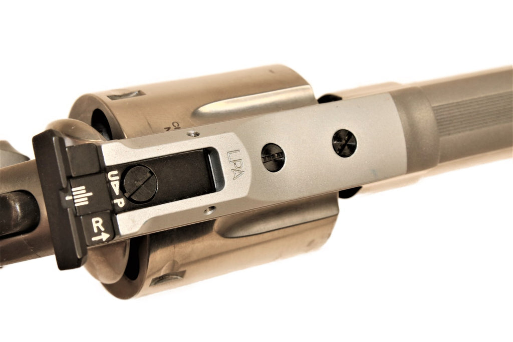 Smith & Wesson Revolver, silbern.