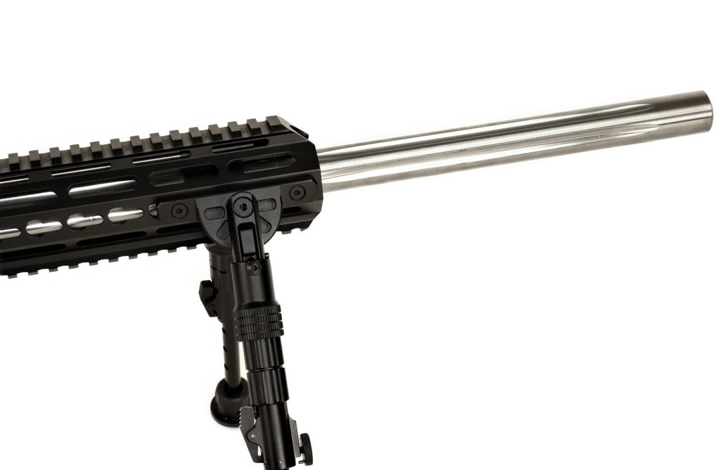 Schmeisser Gewehr mit Zweibein-Stativ.