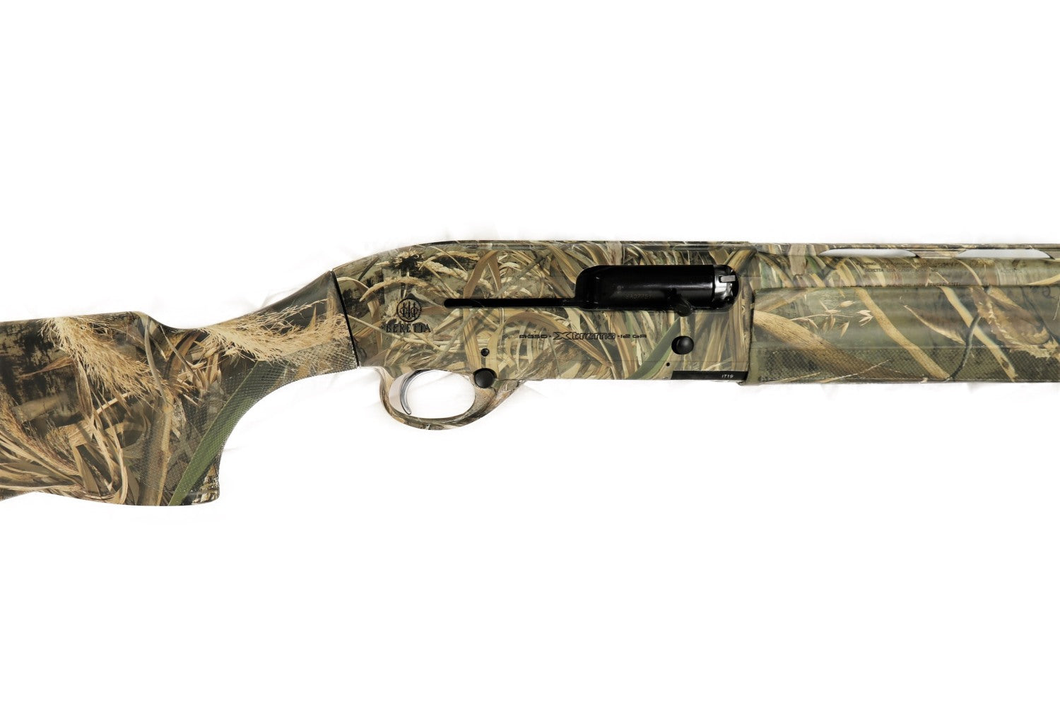 Beretta Tarnmuster Jagdgewehr seitlich.