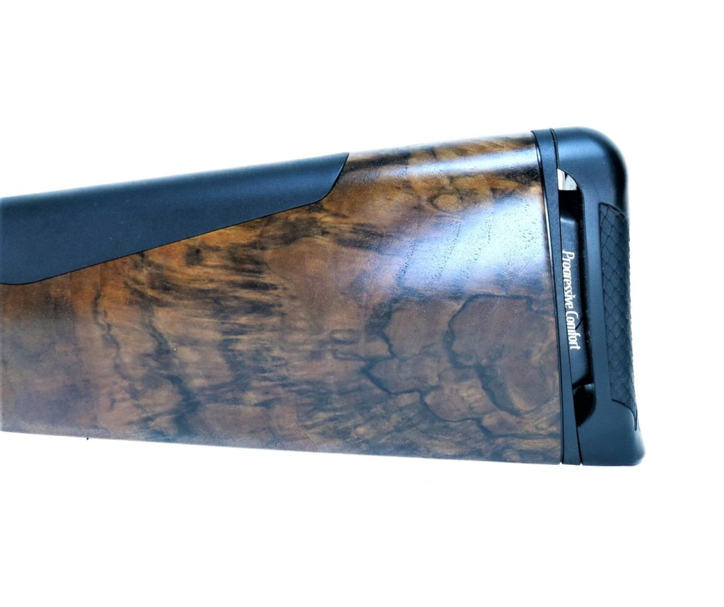 Benelli Jagdflinte mit Holzschaft.