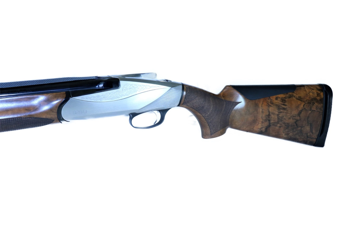 Benelli Jagdflinte mit Holzschaft.