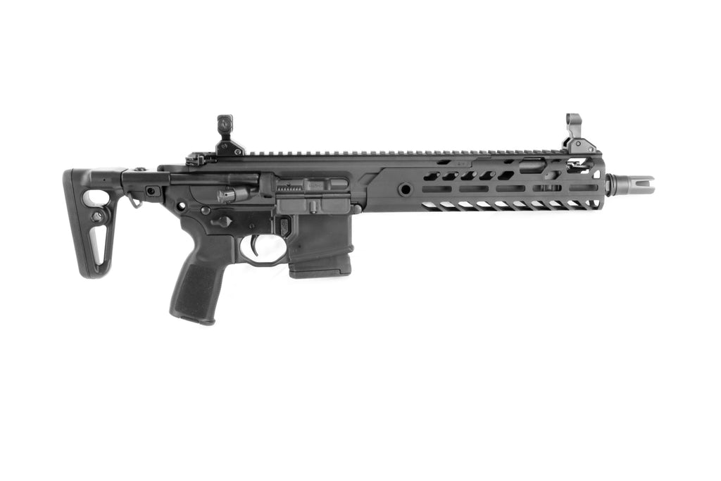 SIG SAUER Gewehr, schwarz, seitlich.