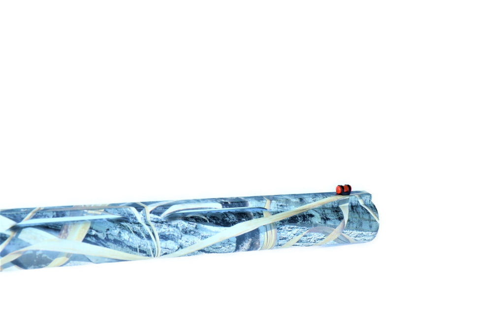 Benelli Gewehr mit Tarnmuster.