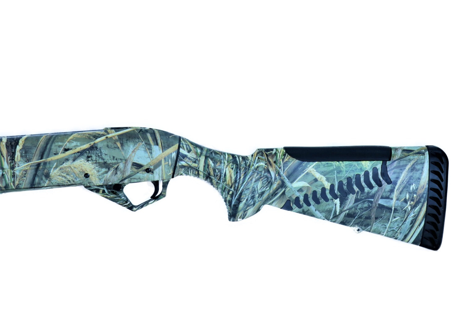 Benelli Gewehr mit Tarnmuster.