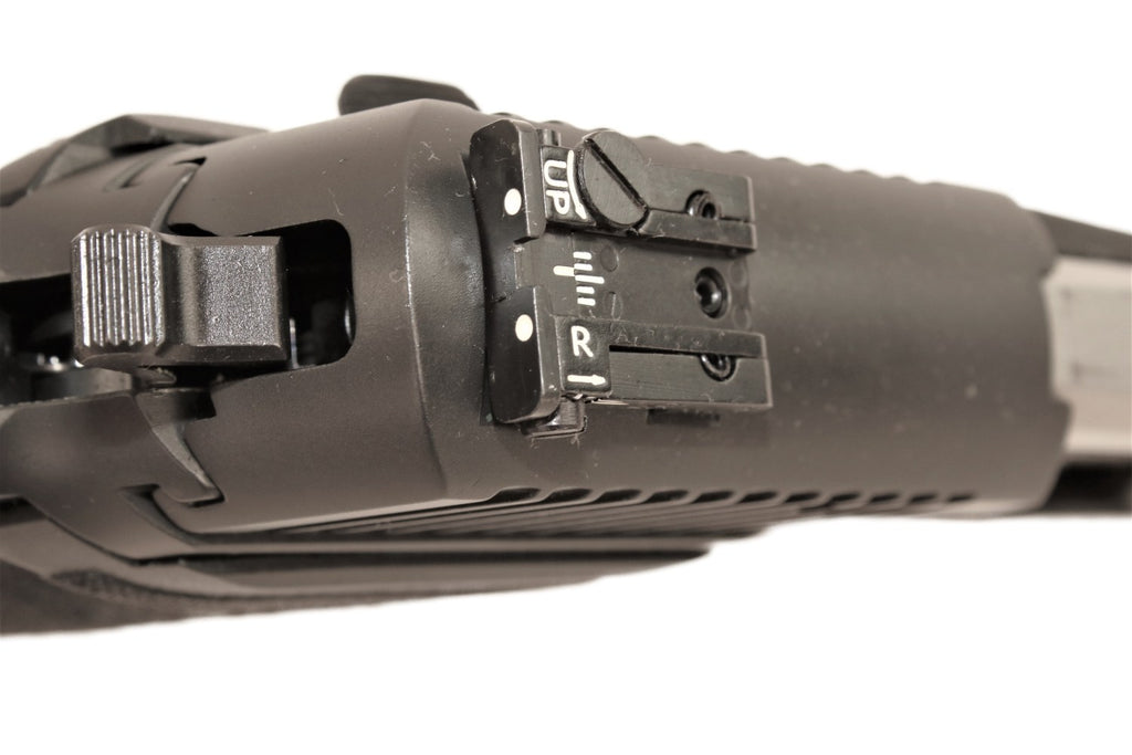 SIG SAUER Pistole, schwarz, seitlich.