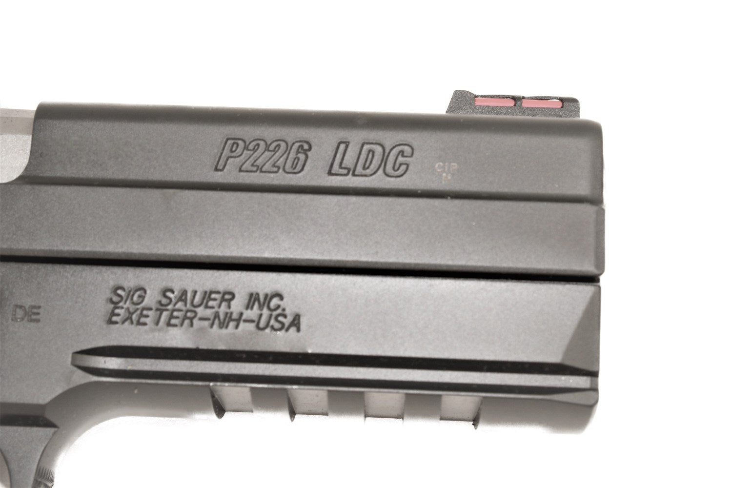 SIG SAUER Pistole, schwarz, seitlich.