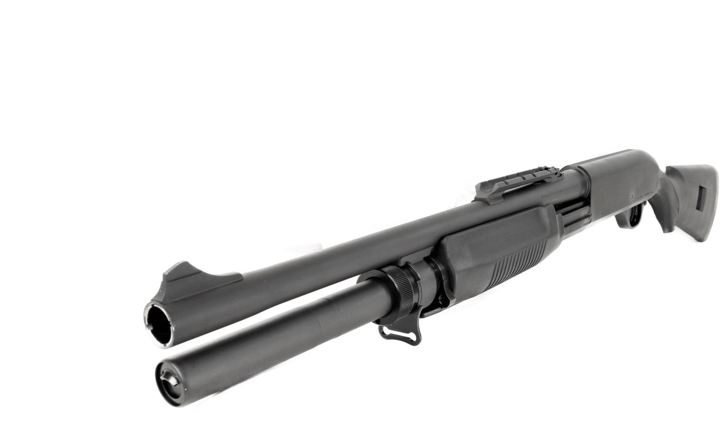 Benelli Schrotflinte, schwarze Farbe.