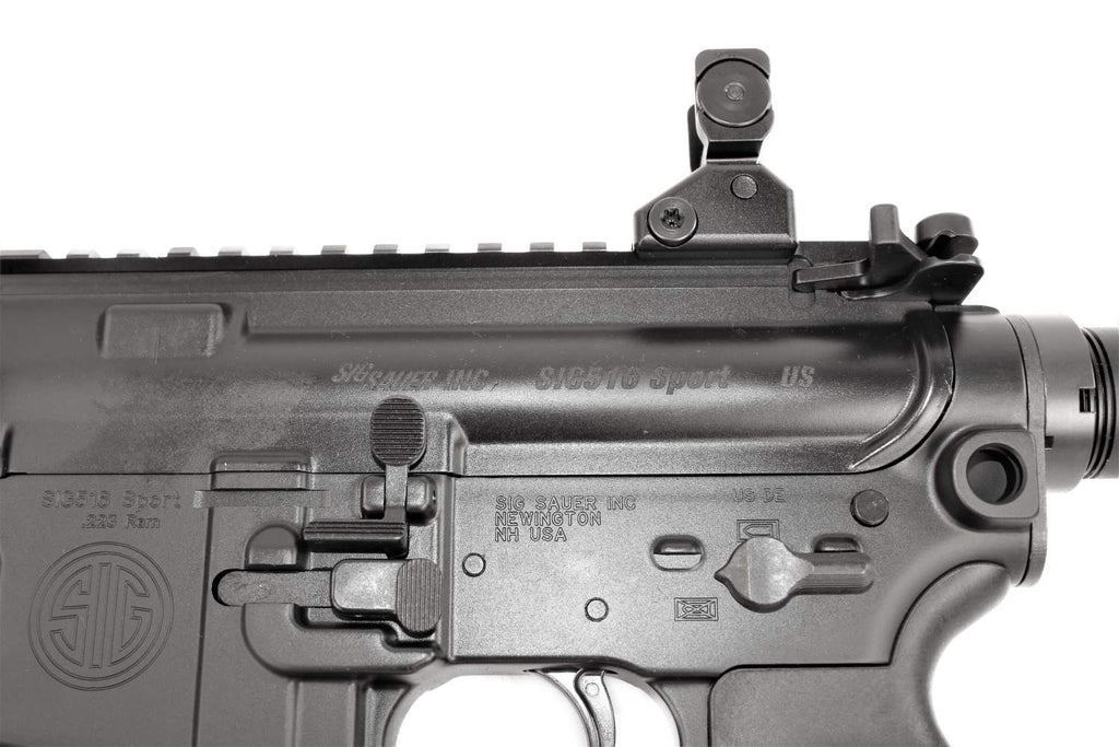 SIG SAUER Gewehr seitlich abgebildet.