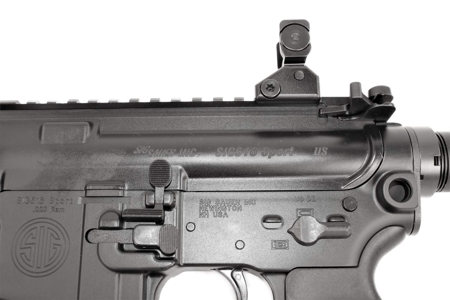 SIG SAUER Gewehr seitlich abgebildet.