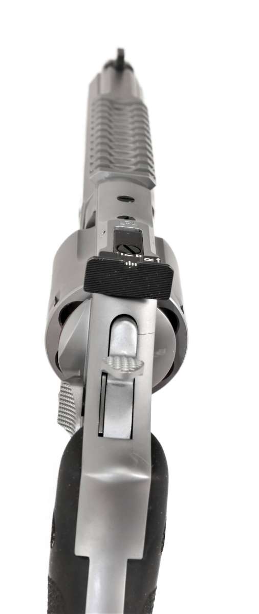 Revolver auf weißem Hintergrund von oben