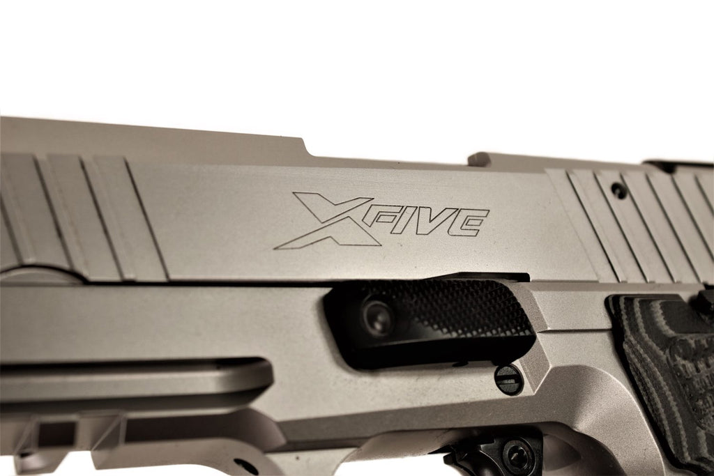 SIG SAUER Pistole, seitliche Ansicht.