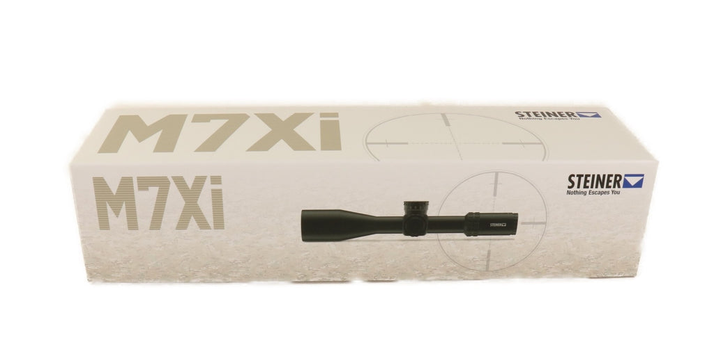 Steiner Zielfernrohr mit Schutzkappen.