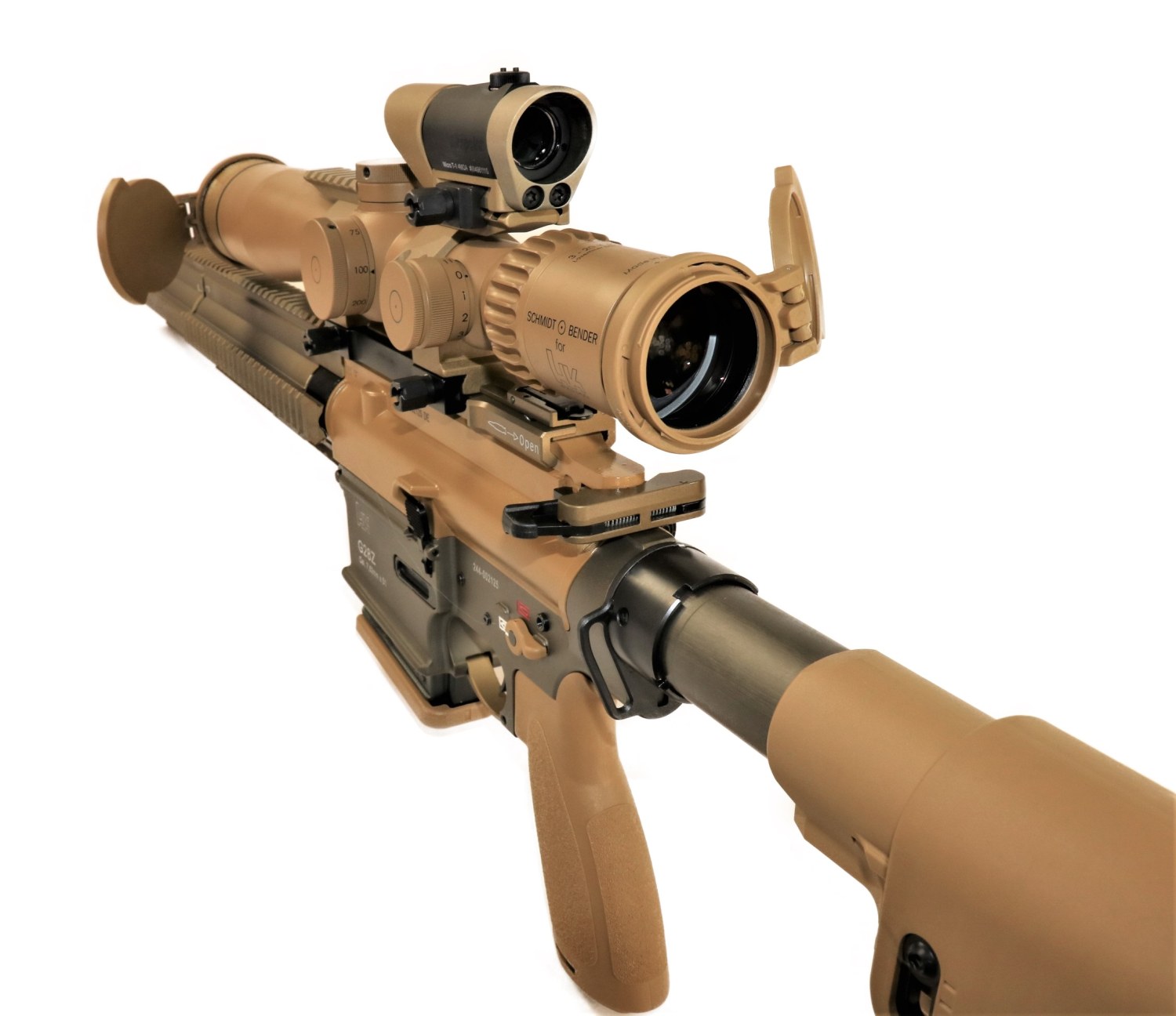 Heckler & Koch Gewehr mit Zielfernrohr.