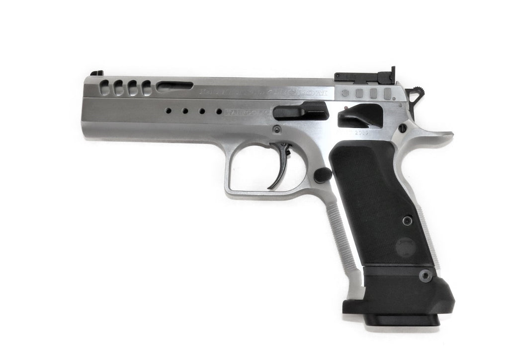 Tanfoglio Pistole, silber, seitliche Ansicht.