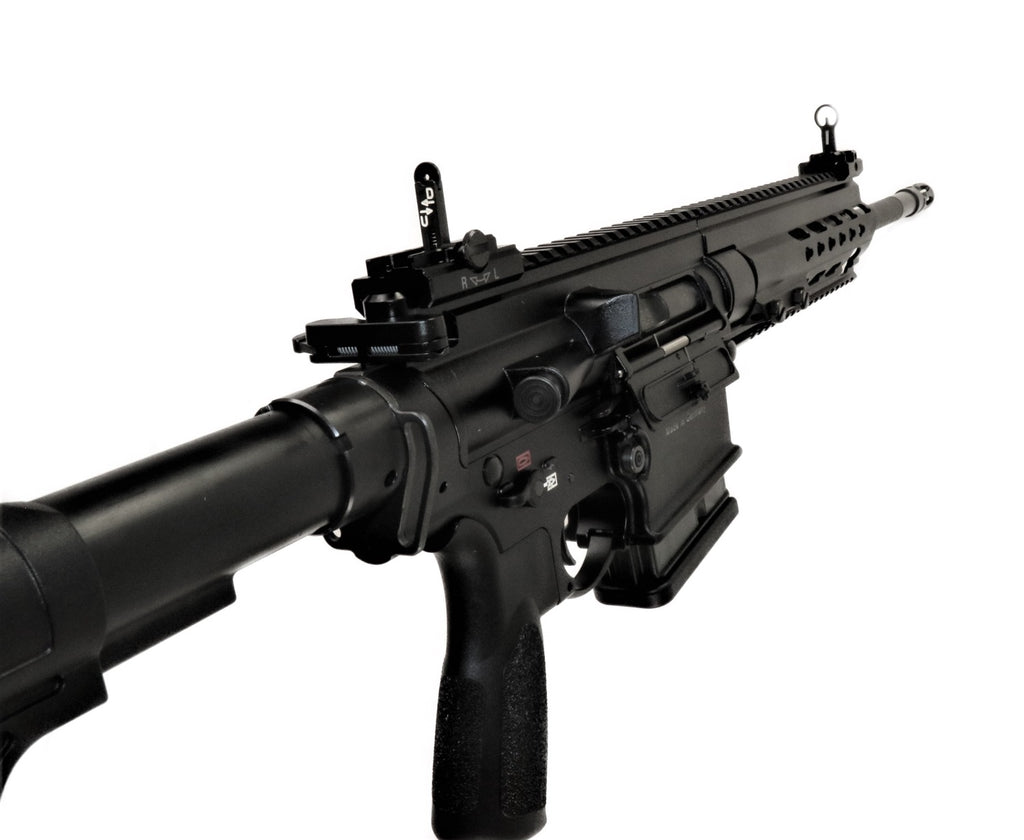 Heckler & Koch Gewehr seitlich.