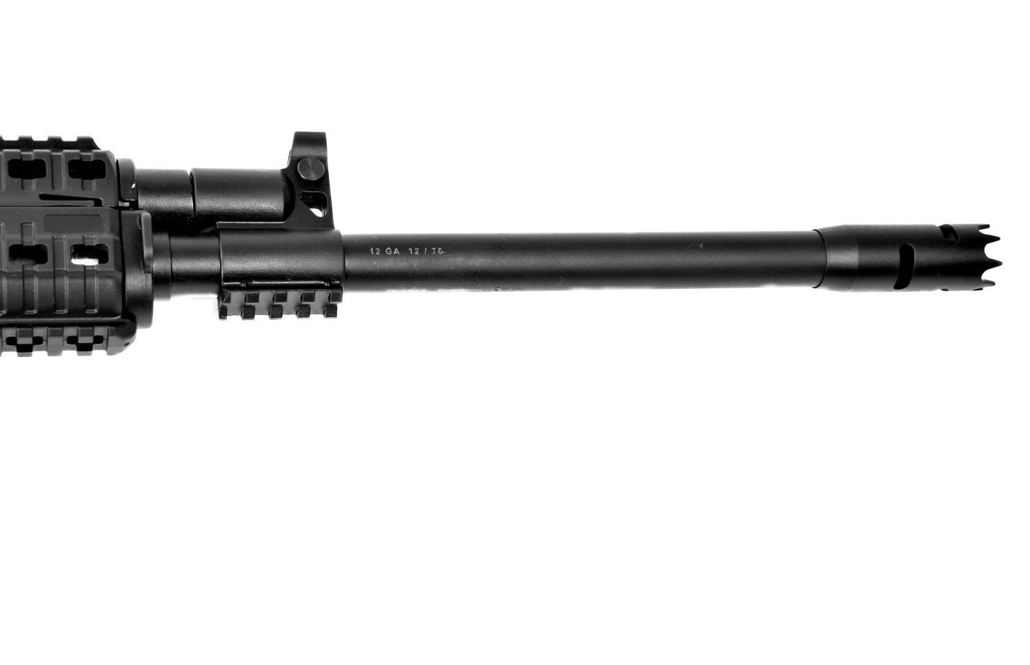 Armsan Gewehr mit Zielfernrohr.