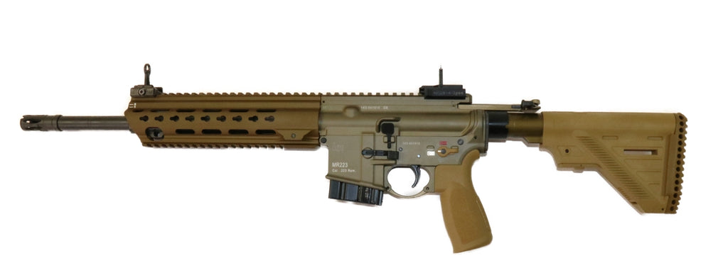 Heckler & Koch Gewehr, beige.