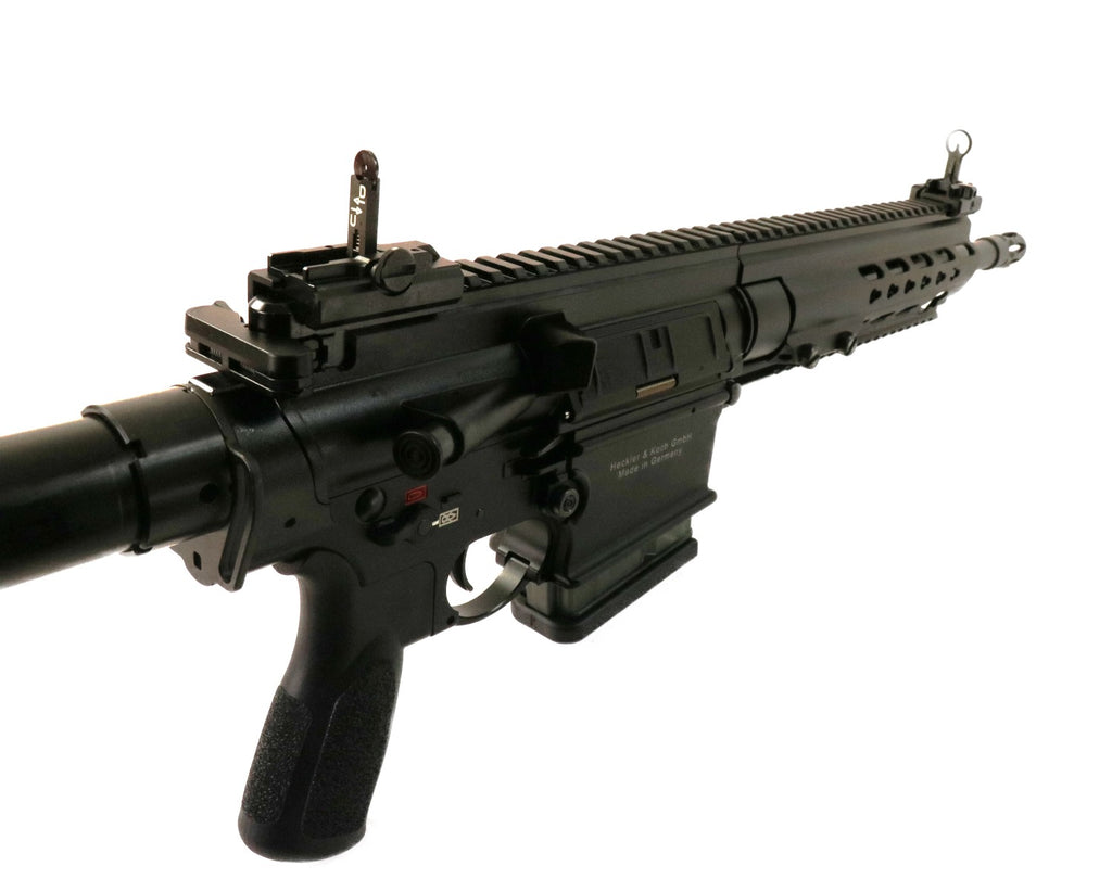 Heckler & Koch Gewehr seitlich.