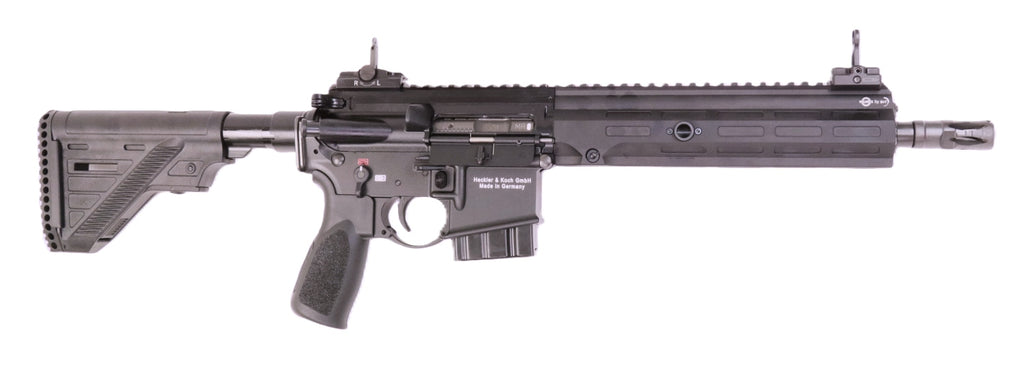 Heckler & Koch Gewehr, schwarz.