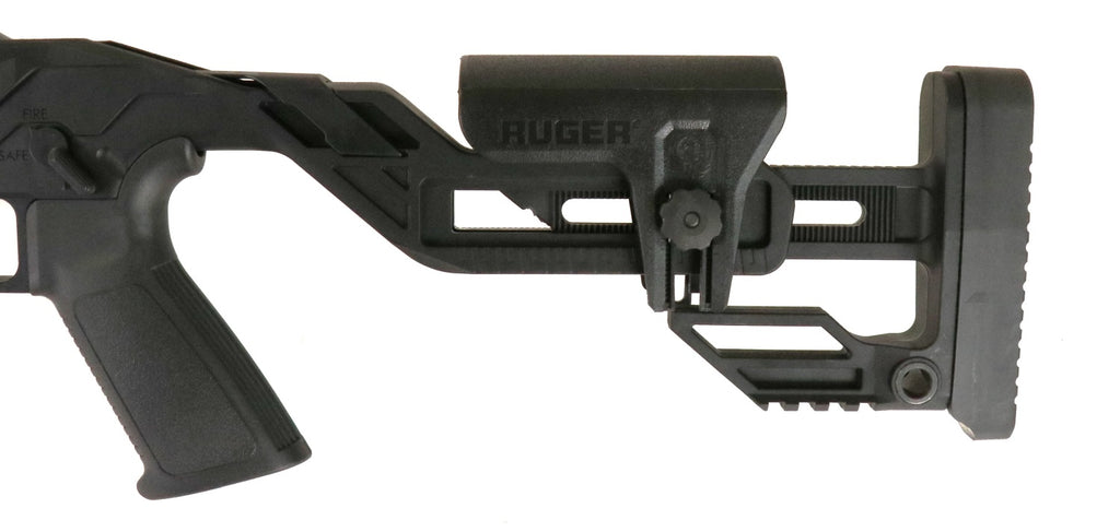 Ruger Präzisionsgewehr, schwarz, seitlich.