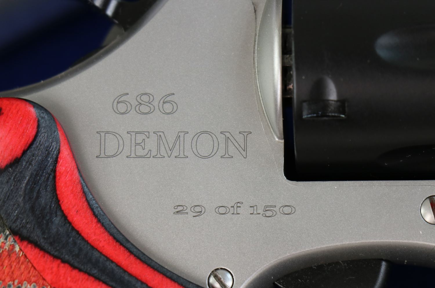 Smith & Wesson Revolver, rot.