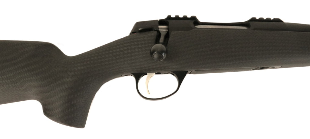 SAKO Gewehr mit Kohlefaser-Schaft.