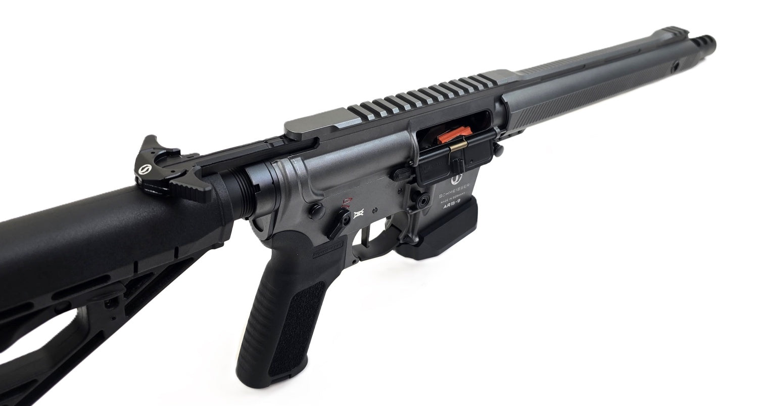 Schmeisser Gewehrlauf, Nahaufnahme, schwarz.