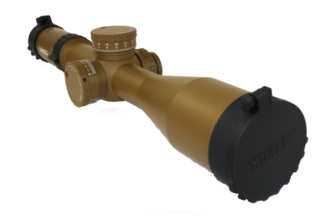 Steiner Zielfernrohr mit Schutzkappen.