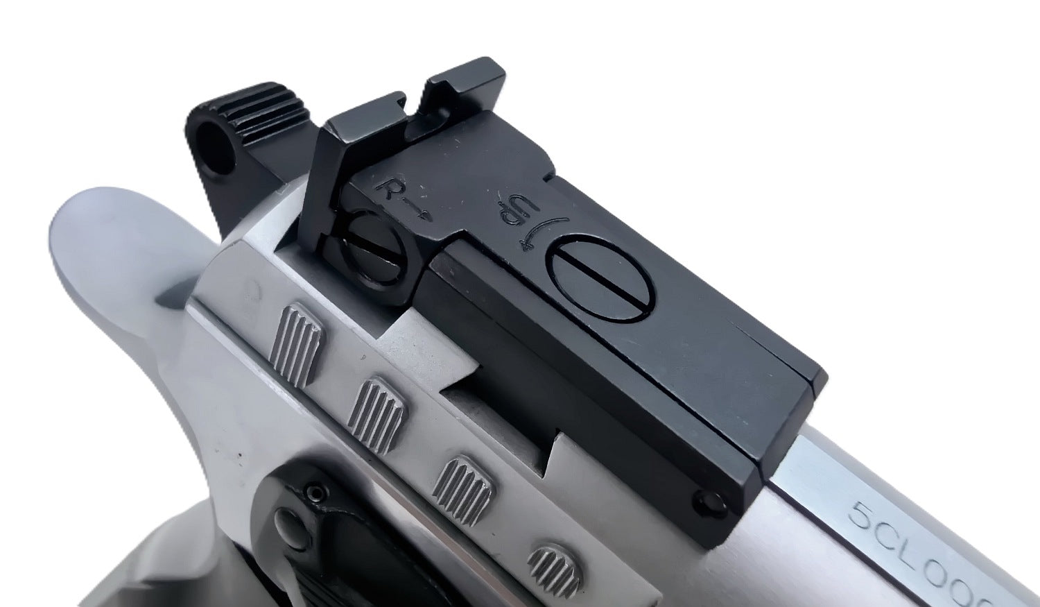 Tanfoglio Pistolen in Koffern.