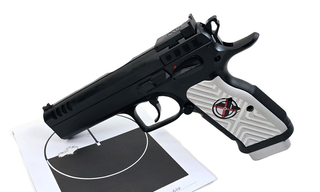 Tanfoglio Pistole, schwarze Ausführung.