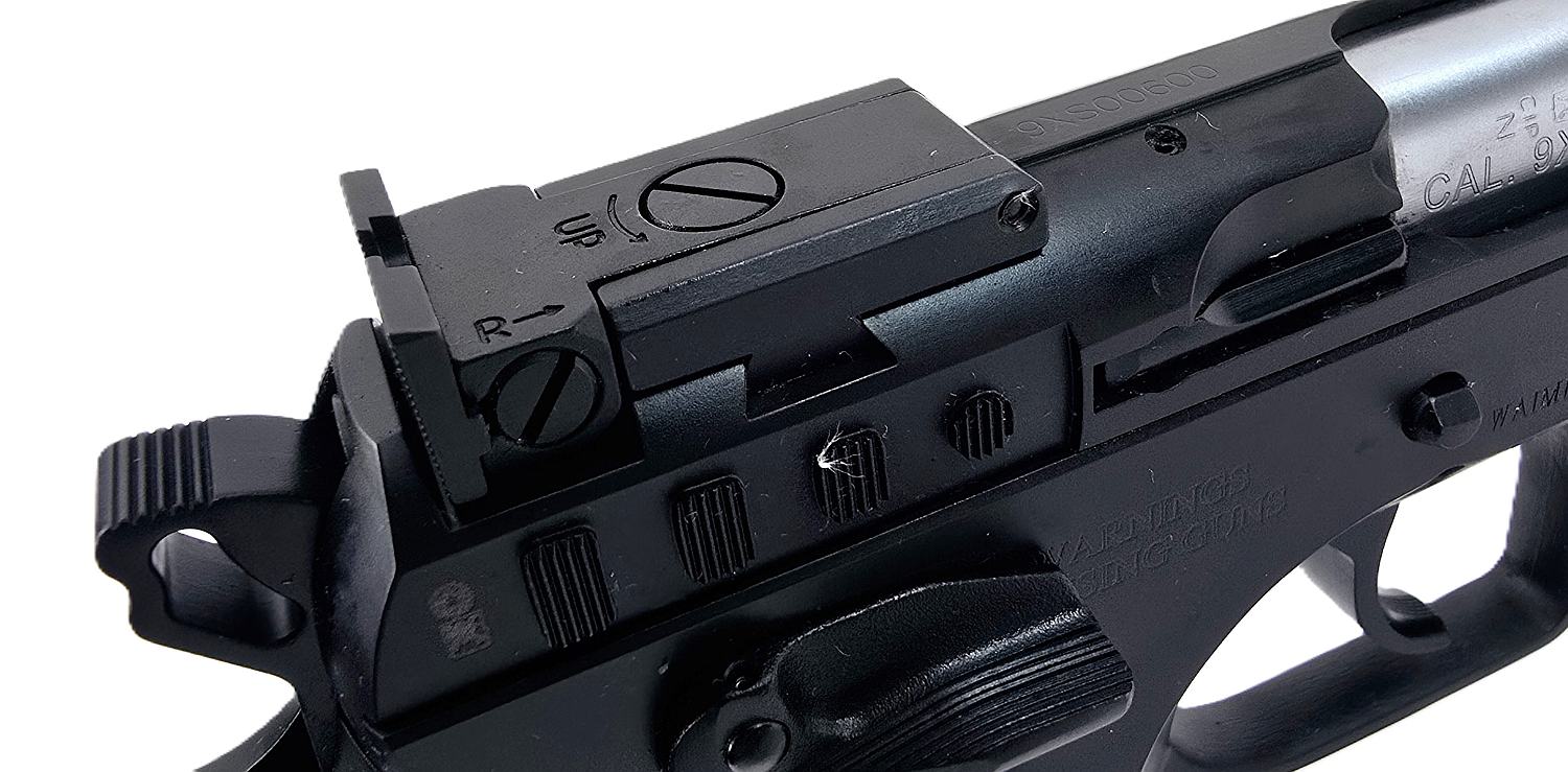 Tanfoglio Pistole, schwarze Ausführung.