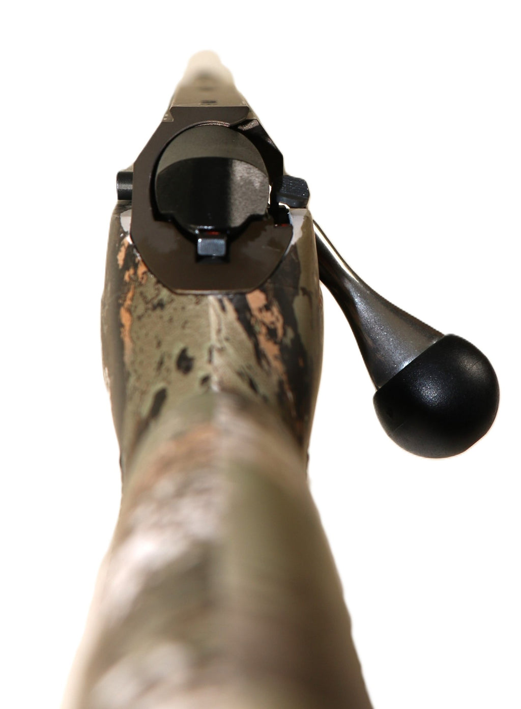 Tikka Gewehr mit Tarnmuster.