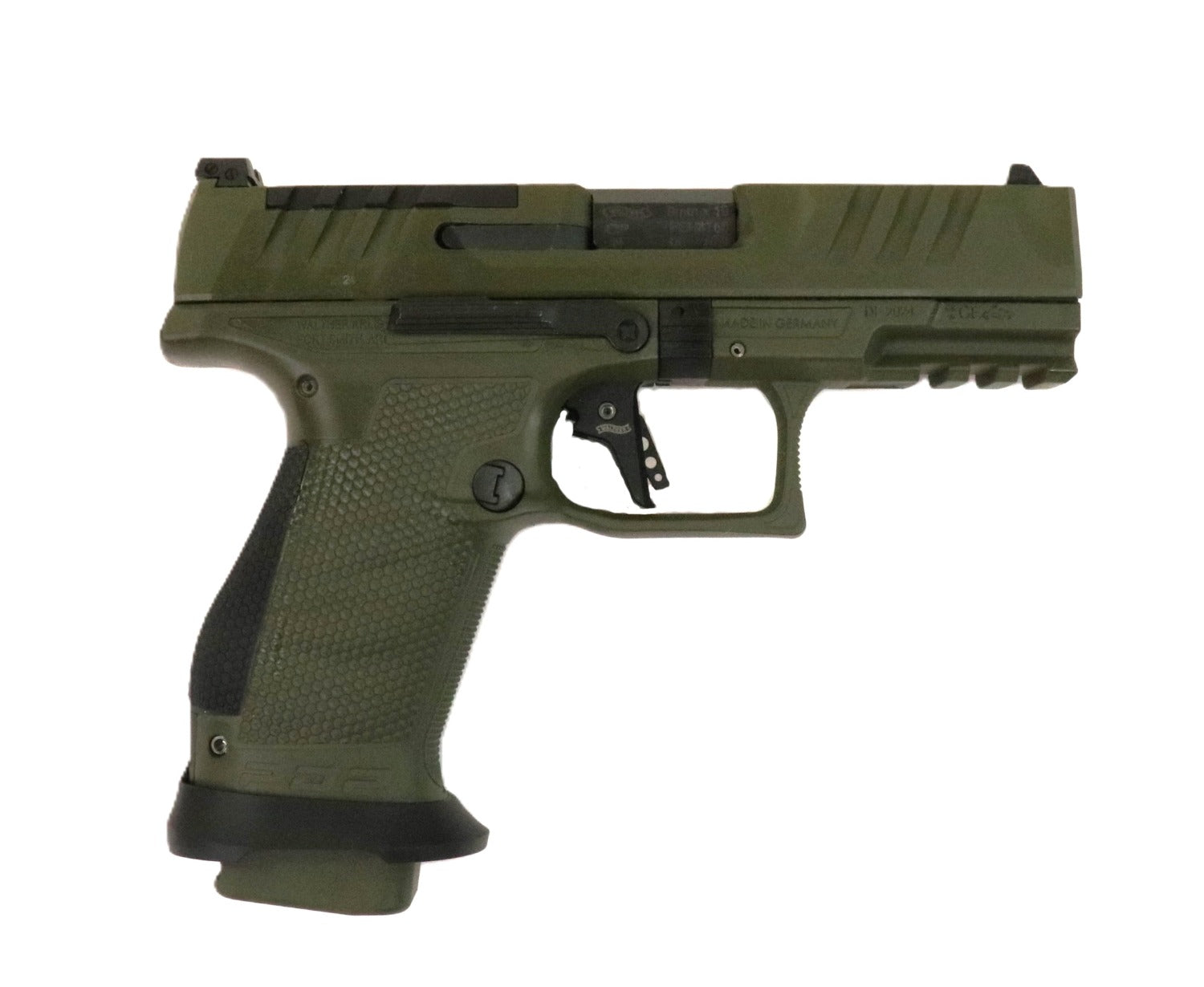 Pistole in Olivgrün, Modell Heckler & Koch VP9.