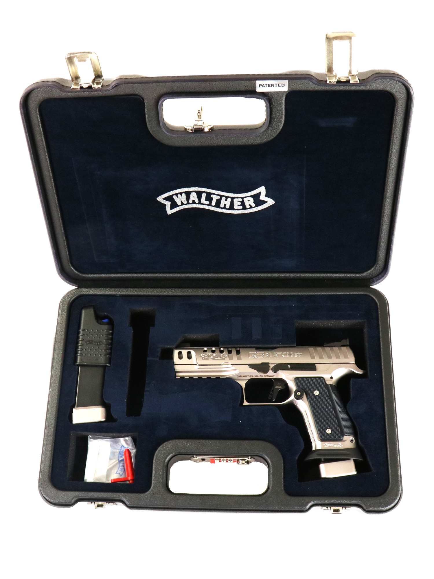 Walther Pistole, silber, Nahaufnahme.